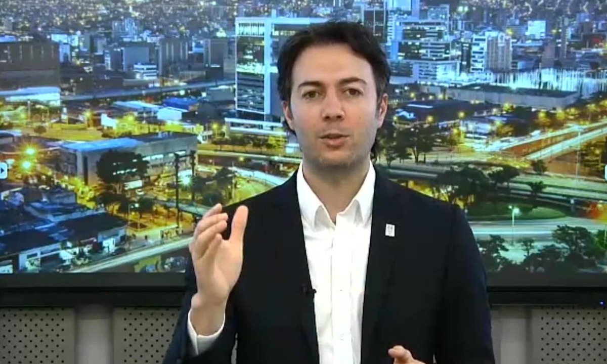 Daniel Quintero alcalde de Medellín invita a las ciudades de la red C40 a invertir en educación, ciencia y tecnología