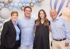 familia laura acuña