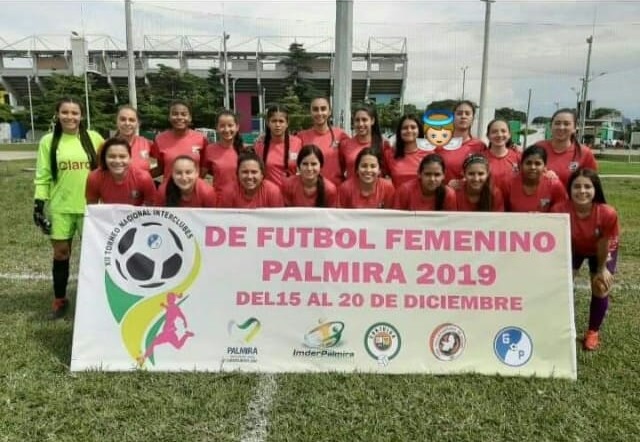 El fútbol femenino en Manizales  está de luto por la temprana partida de Jhonella «La negra» de la sonrisa eterna