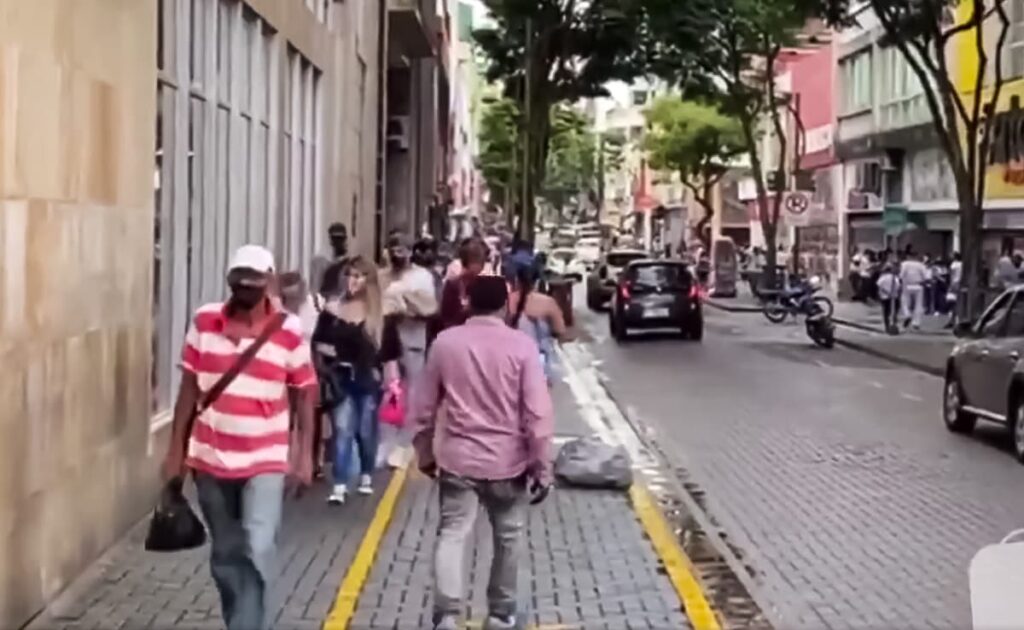 Nuevas medidas en Colombia para mitigar contagios de Covid-19