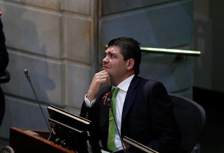 A un debate de convertirse en ley el proyecto del senador Juan Diego Gómez en contra del tráfico ilegal de fauna y flora