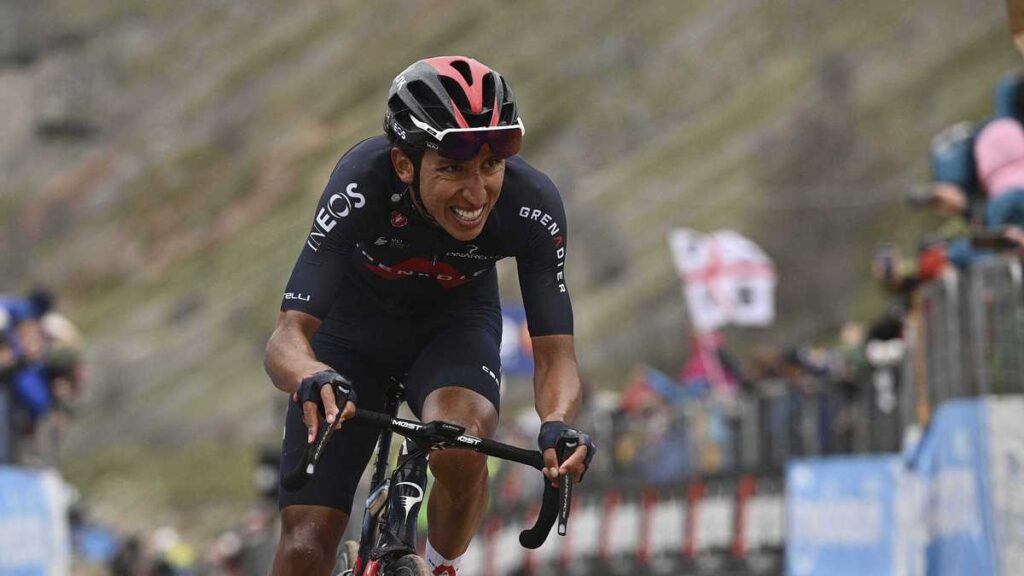 Egan Bernal es ahora el líder de la clasificación de jóvenes en la Vuelta a España