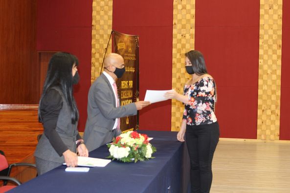 42 estudiantes reciben beca por excelencia académica en la Universidad de Manizales