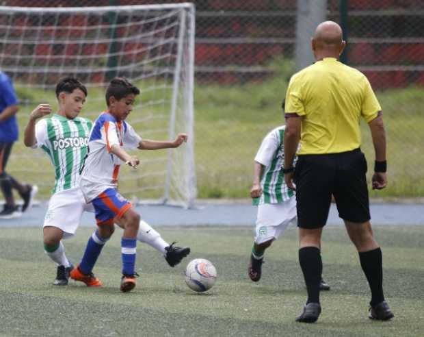 30 equipos juegan el Chiquiprofesionales en Manizales