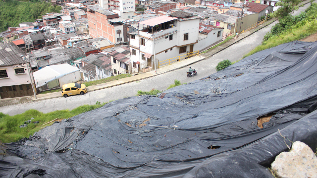 Ladera de tragedia en barrio Centenario de Manizales sigue sin solución definitiva