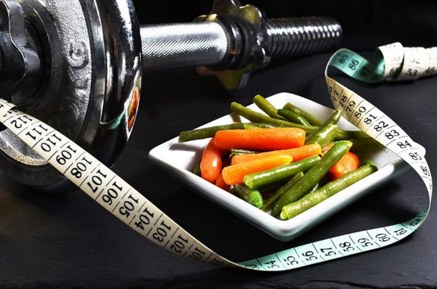 La importancia de las dietas deportivas para progresar con eficiencia