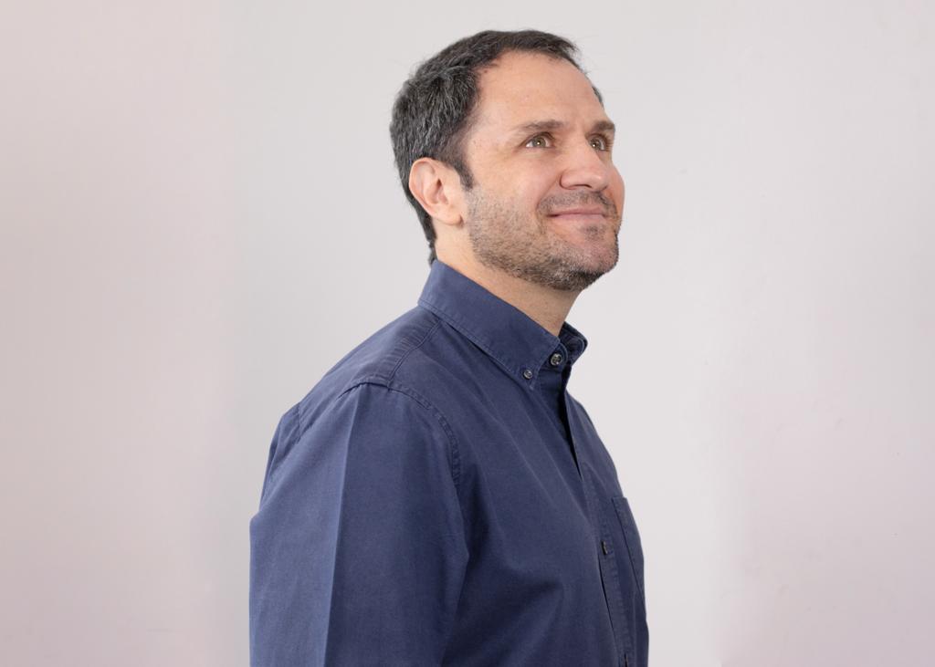 Entrevista a Juan David Valderrama: »Confía en consolidar alianzas para su candidatura a la Alcaldía de Medellín»
