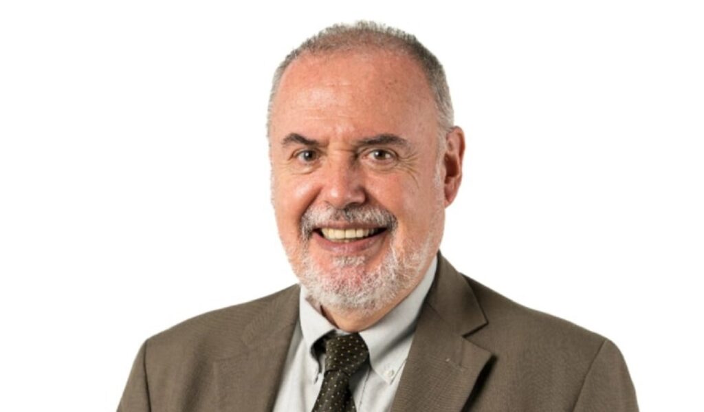 Con la desidia como bandera política, Gilberto Tobón Sanín sigue recogiendo firmas para su candidatura