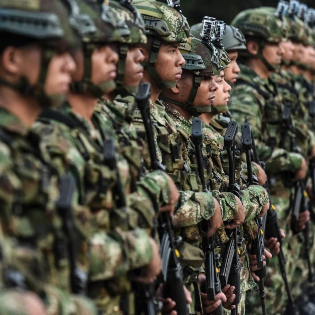 Soldados desmoralizados: testimonios impactantes tras la salida de 700 militares del Ejército