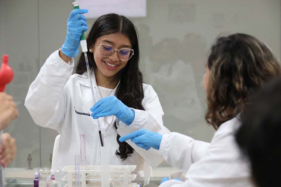 Cómo la Tecnoacademia del SENA Caldas ayuda a jóvenes a alcanzar sus sueños en la ciencia y la tecnología