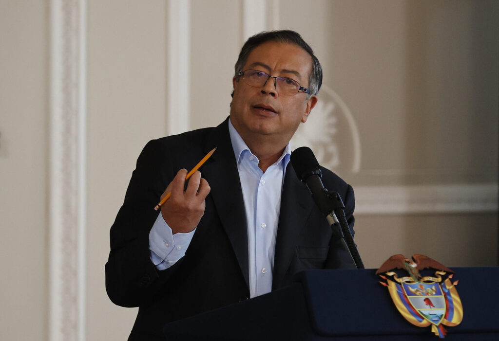 El presidente colombiano denuncia un intento de golpe blando contra su Gobierno