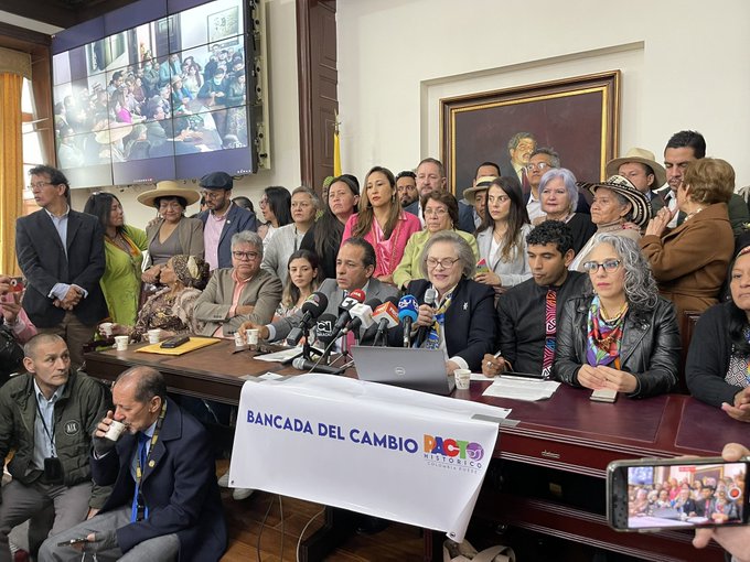 Pacto Histórico denuncia «persecución política» por parte de la Procuraduría y busca protección internacional