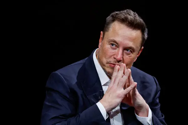 Elon Musk arremete con el presidente y congreso de EEUU