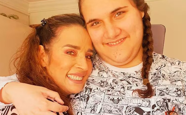 Falleció Angelo, el hijo de la actriz Luly Bossa