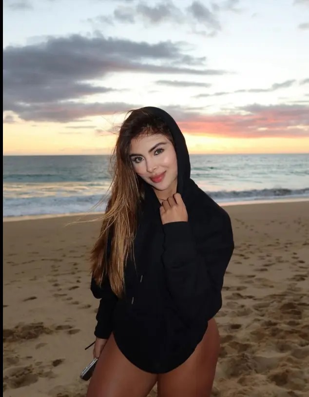 Fotos provocativas de modelo Laura Sánchez: te dejarán boquiabierto