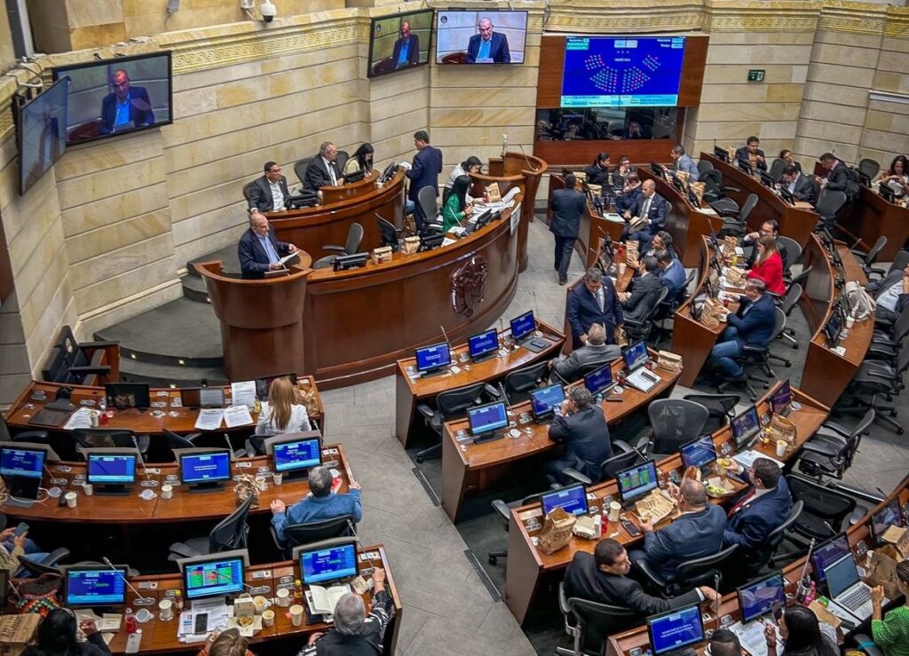 Manizales avanza hacia convertirse en distrito eje del conocimiento con aprobación del Senado