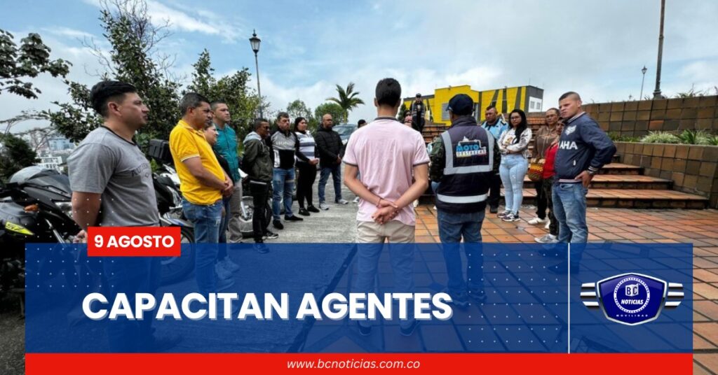 Agentes de Tránsito de Manizales se capacitan en motodestrezas para reducir accidentes