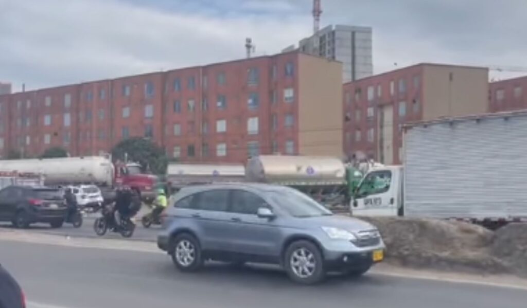 Ojo con la movilidad: hay paro de camioneros en Bogotá