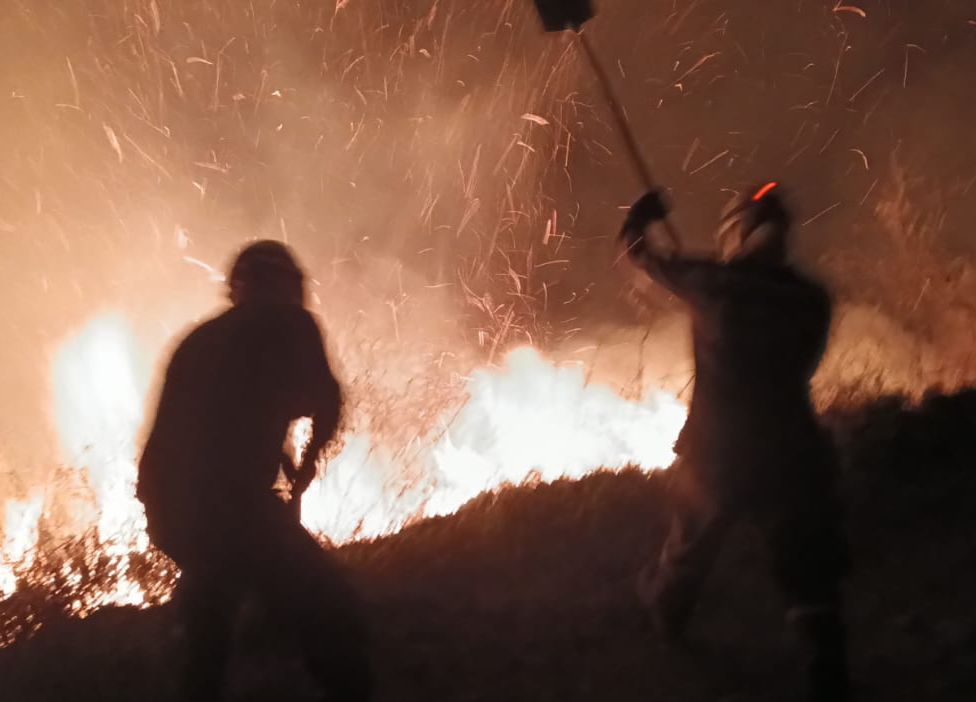 Emergencia en Cundinamarca: Bomberos luchan contra incendios forestales