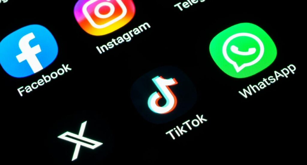 Medidas para uso de redes en menores de edad en Australia; hay restricción