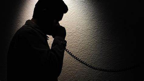 Por ley habría cárcel para quienes revelen contenido íntimo de sus expareja