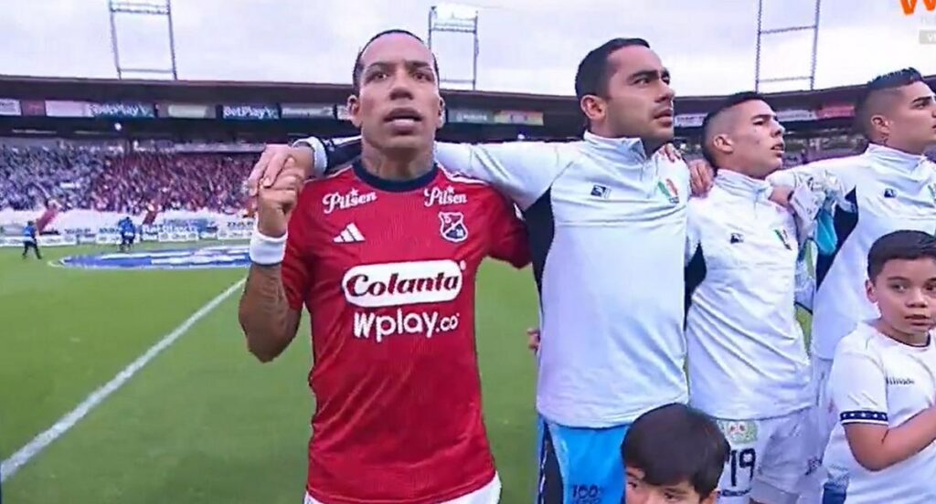 Por qué Dayro Moreno tenía la camiseta de Medellín antes de juego vs Once Caldas