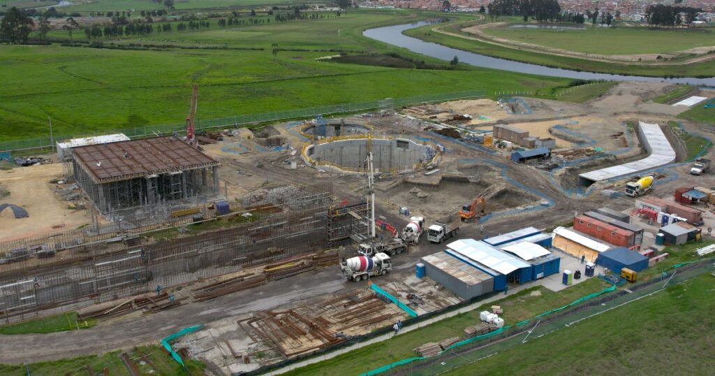 Un paso más hacia la descontaminación del río Bogotá: avanza proyecto clave