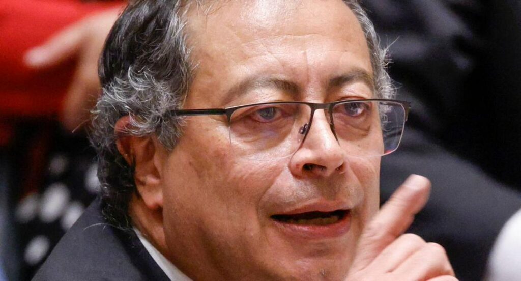 ¿Gustavo Petro cumplió orden de retractación sobre afirmaciones contra Vargas Lleras?
