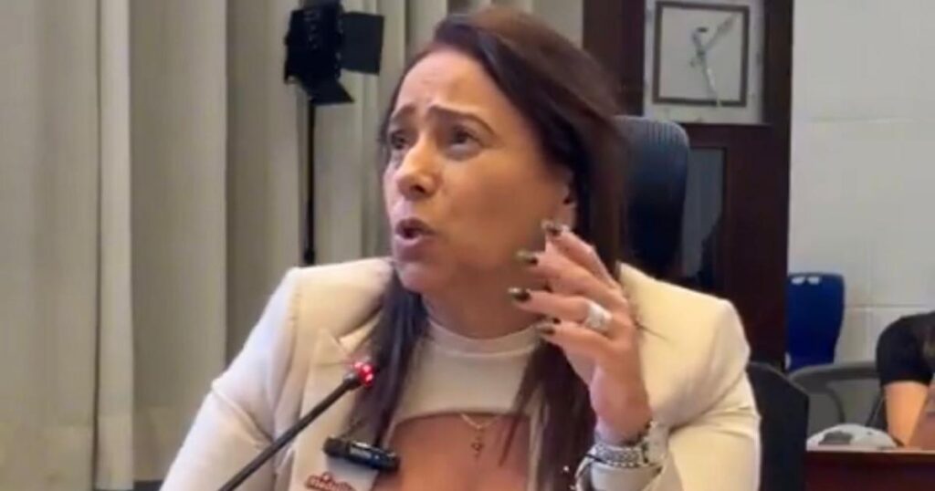 Medellín: Concejal le responde a alias «Douglas» y alias «Pesebre»