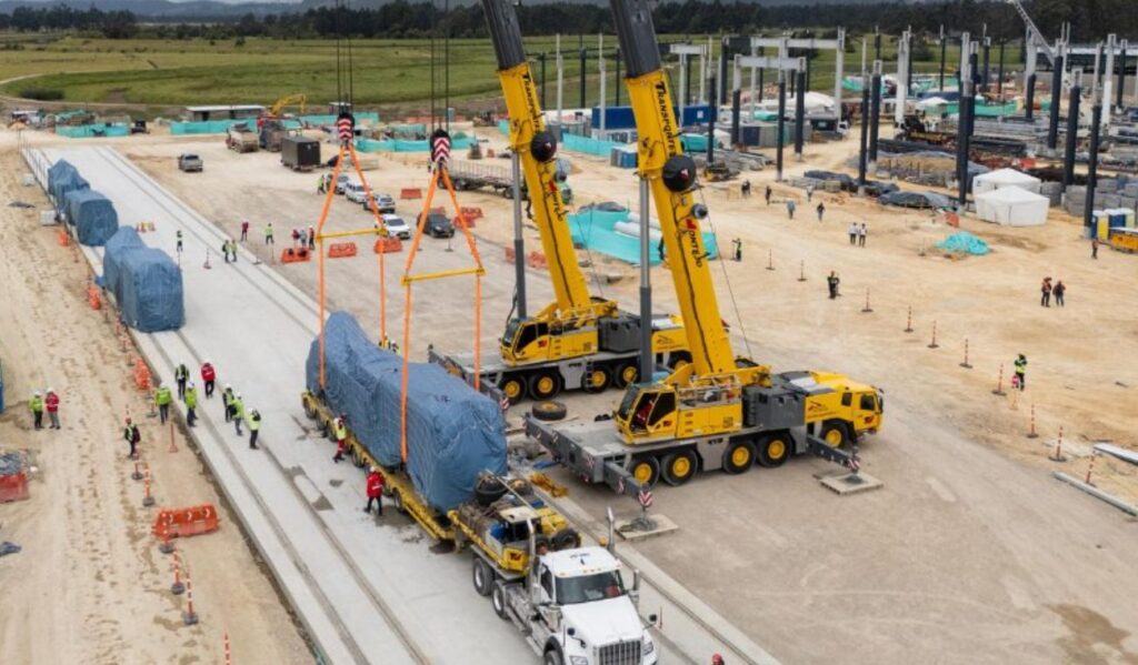 Metro de Bogotá quedó montado: llegaron máquinas para su mantenimiento