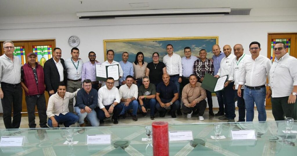 Noticias Antioquia: Antioquia mejorará atención catastral en 17 municipios