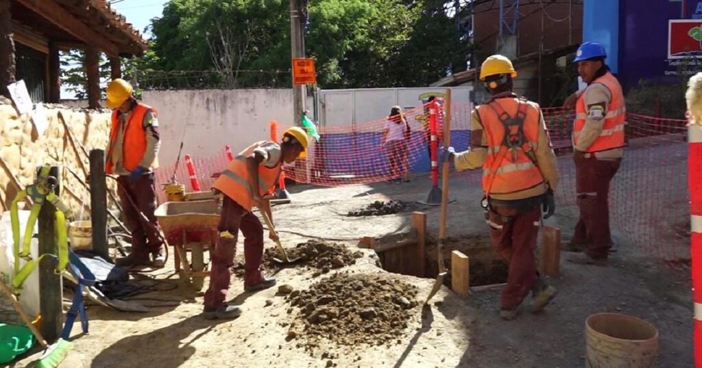 Noticias Antioquia: Avanzan obras de acueducto y alcantarillado en Bello