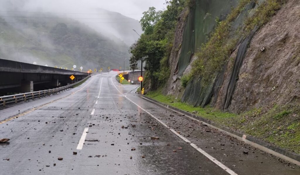 Cierre de al vía al Llano duele en el bolsillo: Concejo lanza cifras