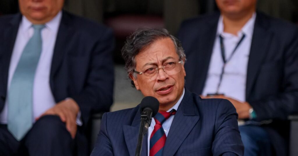 El presidente Petro, su esposa, su hijo Nicolás y Benedetti, Lista Clinton»