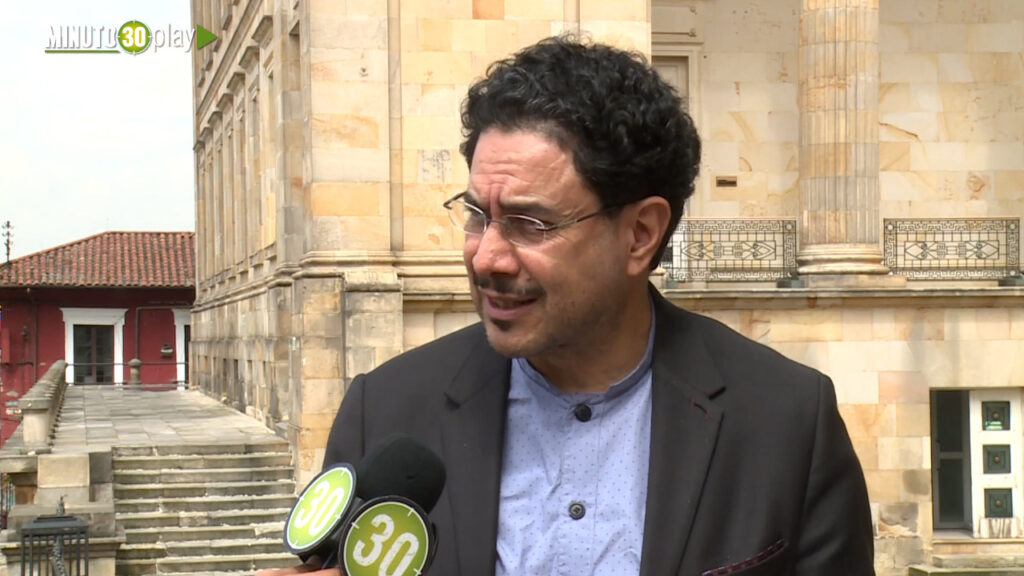 «Nos vamos a Casación»: Abogado de Iván Cepeda aseguró que no se rendirán tras perder en segunda instancia