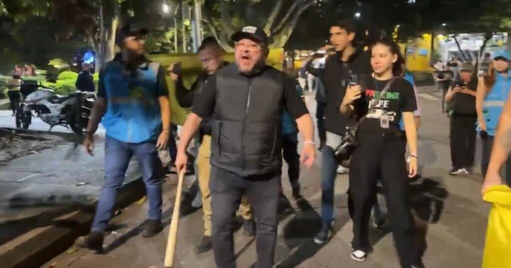 Noticias Antioquia: Concejal de Medellín se enfrentó a encapuchados