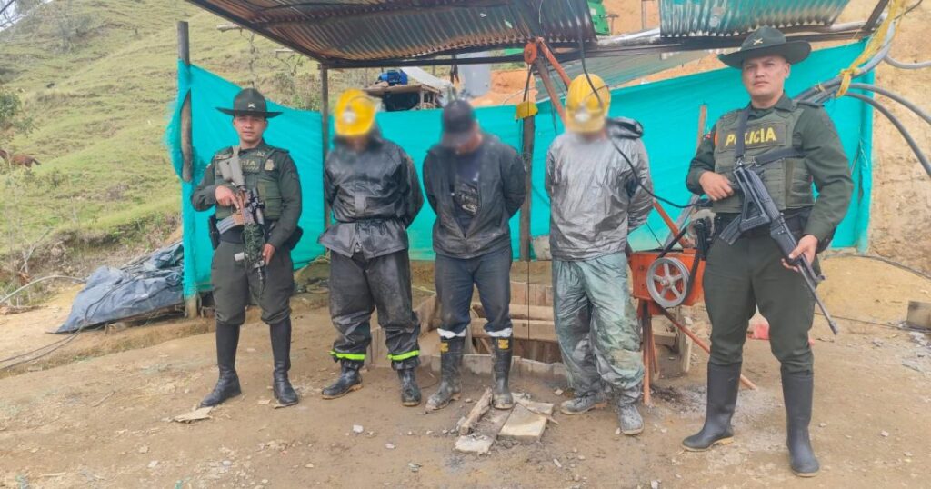 Noticias Antioquia: Intervienen una mina ilegal en Santa Rosa de Osos