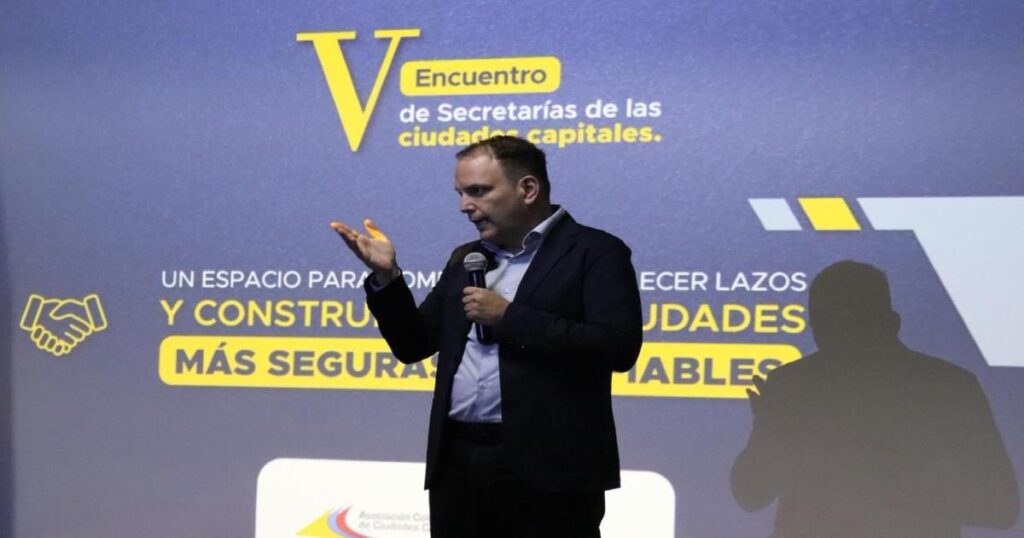 Noticias Medellín: Asocapitales expone alternativas al hacinamiento