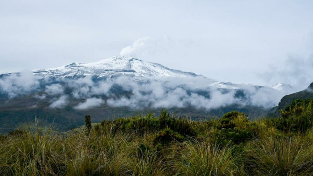 Vigilan aumento sísmico en el volcán Nevado del Ruiz