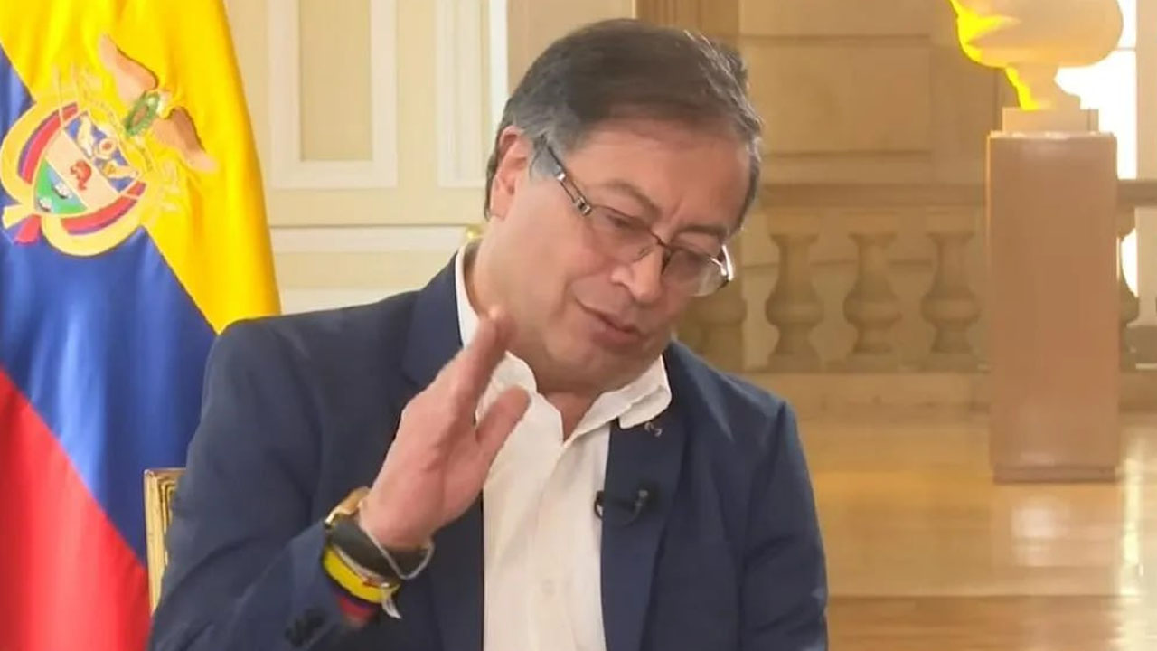 ¡Es muy grave! Petro se escuda en la libertad de Uribe para impulsar una constituyente; ¿Se quiere perpetuar?