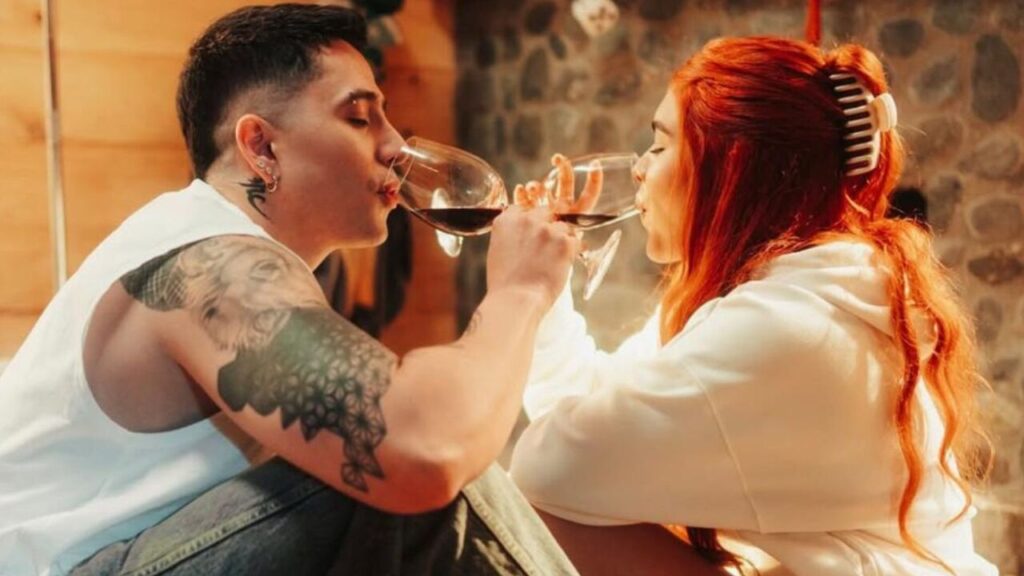 ¡Pura química! Andy Rivera sorprendió al público con tierno momento junto a Xime Mua en pleno concierto